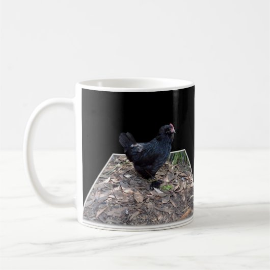 黒いフワフワの雄鶏 コーヒーマグカップ (左)