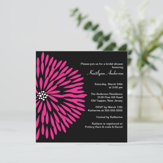 黒いブライダルシャワーの招待状のショッキングピンクの花 招待状 (スタンド正面)