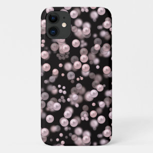 黒いベルフにピンクと白の真珠の散乱 iPhone 11 ケース