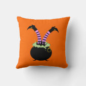 黒いポットのハロウィンの魔法使いの足 クッション (裏面)