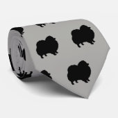 黒いポメラニア犬シルエットパターングレー ネクタイ (ロール)