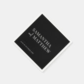 黒いモダンカップルの名結婚前 スタンダードカクテルナプキン (角)