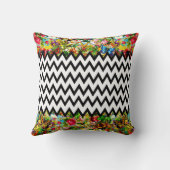 黒いモダンシェブロンヴィンテージフローラモノグラムと名前 クッション (裏面)