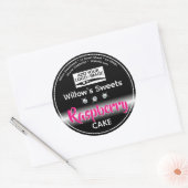 黒いモダンラインストーンカップケーキケーキ生地ラベル ラウンドシール (封筒)