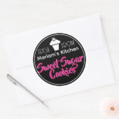 黒いモダンラインストーンカップケーキケーキ生地ラベル ラウンドシール (封筒)