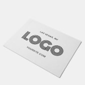 黒いモダン矩形ロゴ ドアマット (アングル)