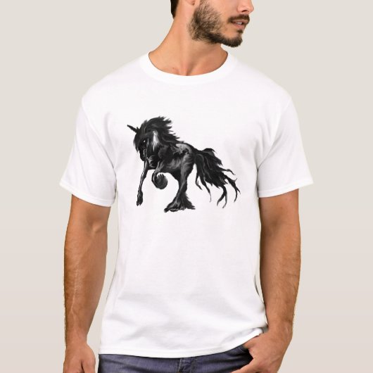 黒いユニコーン Tシャツ (正面)