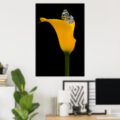 黒いユリの黄色い蝶 ポスター (ホームオフィス)