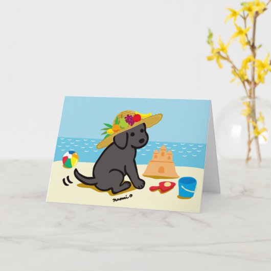 黒いラブラドールの子犬の麦わら帽子の漫画 カード (黄色い花)