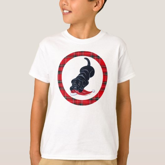 黒いラブラドールの子犬及びサンタの帽子のクリスマス Tシャツ (正面)