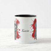 黒いラブラドールリトリバー赤い抽象芸術背景 マグカップ (中央)