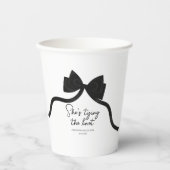 黒いリボンで彼女は結婚式の準備中 ブライズシャワー 紙コップ (正面)