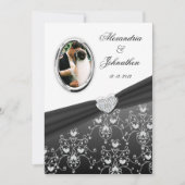 黒いリボンのハートのダマスク織の結婚式の写真の招待状 招待状 (正面)