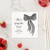 黒いリボンの結婚前パーティー 彼女は結婚する スタンダードカクテルナプキン (インサイチュ)