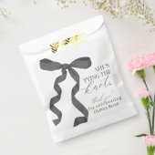 黒いリボン 結婚式前のお祝い デザート フェイバーバッグ (封をした状態)
