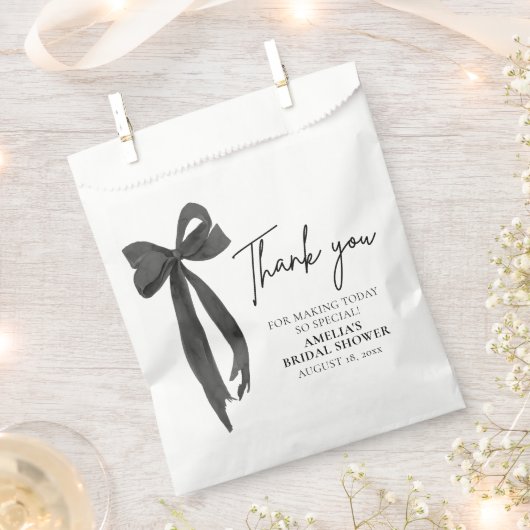 黒いリボン 結婚式前のお祝い 黒いリボン 結婚式前のお祝い フェイバーバッグ (クリップ留めされた状態)