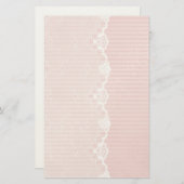 黒いレースが付いているピンクおよび白い背景 便箋 (正面/裏面)