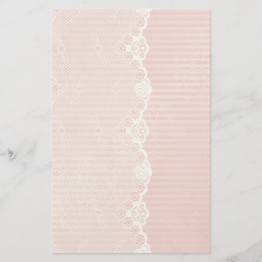 黒いレースが付いているピンクおよび白い背景 便箋 (正面)