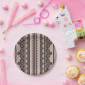 黒いレース、透かし、茶色の背景、ベージュ、ブラ ペーパープレート (パーティー)