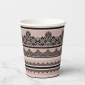 黒いレース、透かし、茶色の背景、ベージュ、ブラ 紙コップ (裏面)