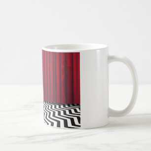 黒いロッジ赤い部屋のマグ コーヒーマグカップ