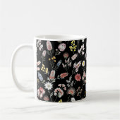 黒いロマンティックでムーディな水彩の野の花 コーヒーマグカップ (左)