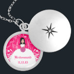 黒いロングヘアピンク結婚の花嫁のネックレス ロケットネックレス<br><div class="desc">のKeepsake Wedding Party Necklaces – 背景色を変更するには結婚クリックカスタマイズ - edit最後のツールを選択し、表示された色の1つを選択するか、カスタムのウェディング色のRGB 16進コードを入力します。</div>