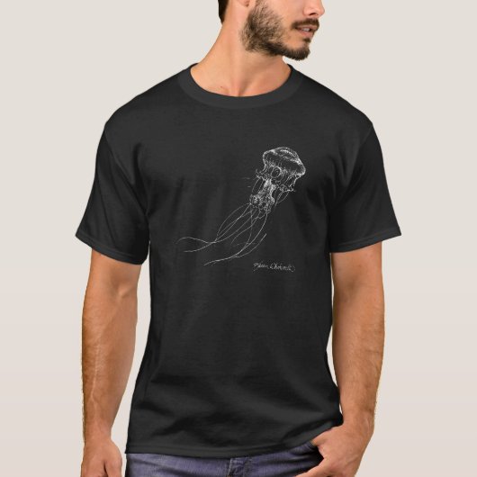 黒いワイシャツの航海のなスケッチの白いくらげ Tシャツ (正面)
