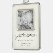 黒いヴィンテージ手書きベビー1stクリスマスフォト シルバープレートフレームオーナメント (左)