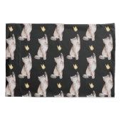 黒い上で黄色い蝶のために達する猫 枕カバー (裏面)