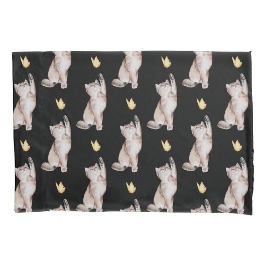 黒い上で黄色い蝶のために達する猫 枕カバー (正面)