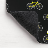 黒い上に嚢胞学者の黄色い自転車 マウスパッド (コーナー)