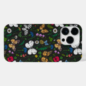黒い上に野花と蝶 iPhoneケース (裏面横)