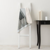 黒い光源の下の閉じた灰色の木の扉 シェルパブランケット (インサイチュ)