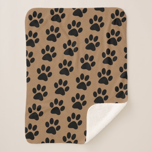 黒い前足が茶色にプリントされる シェルパブランケット (正面)