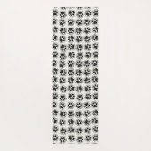 黒い前足、犬の前足、猫の前足、輪郭 ヨガマット (裏面)