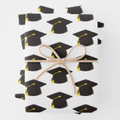 黒い卒業キャップと白い背景ギフト ラッピングペーパーシート (インサイチュ)