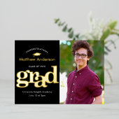 黒い卒業写真モダンタイポグラフィ実在金ゴールド 箔招待状 (立ち正面)