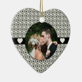 黒い及びクリーム色の結婚式の記憶のクリスマス セラミックオーナメント (右)