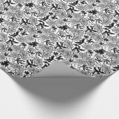 黒い及び白い花パターン ラッピングペーパー (角)