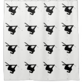 黒い及び白人のスキーヤー シャワーカーテン (正面)