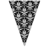 黒い及び白旗をバントするピンクの花を設計します バンティングフラッグ (第3の旗)