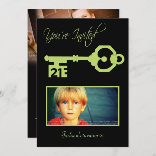 黒い及び緑の第21誕生会の鍵の招待状 招待状 (正面/裏面)