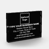 黒い四角形フォトブロック上のビジネスブランド フォトブロック (左)