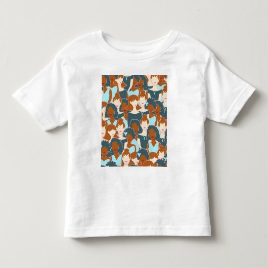 黒い女の子と白い女の子とのシームレスなパターン トドラーTシャツ (正面)