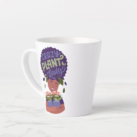 黒い女性熱狂する植物の女性、抱きしめている植物 カフェラテマグ (左アングル)