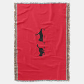 黒い子ネコの赤い投球。 カスタムな引用 スローブランケット (正面縦)