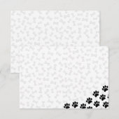 黒い子犬の足跡と骨のカスタムデザイン ノートカード (正面/裏面)
