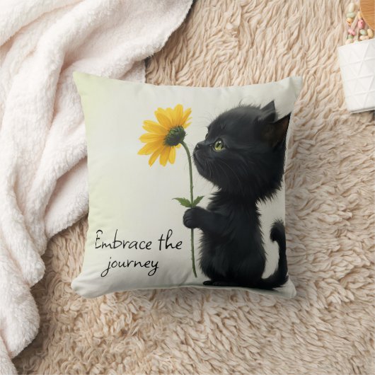 黒い子猫と黄色のデイジーと引用文 クッション (ブランケット)
