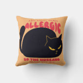 黒い子猫はアレルギーで夫は行かなければならなかった クッション (裏面)